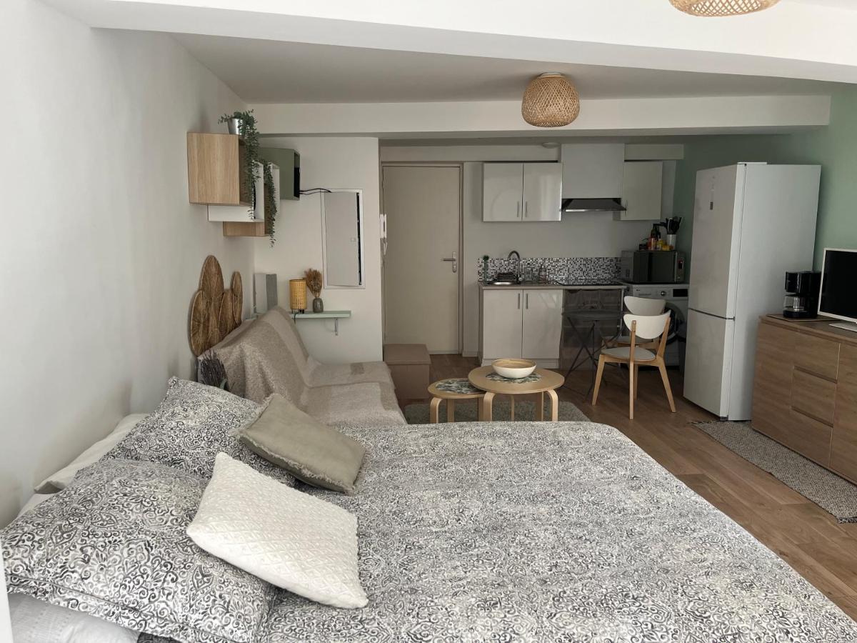 Studio Hyeres -Rue Pietonne Climatisation Lit 160 Tout Equipe - Sabrina Exterior foto